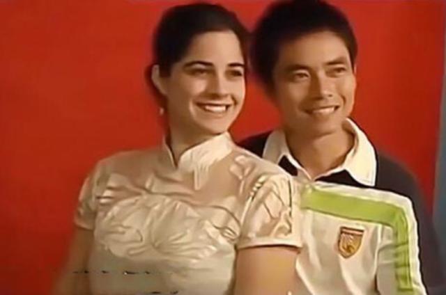 13年前，美国外教嫁给大9岁中国保安，曾轰动一时，现在咋样了？插图(4)